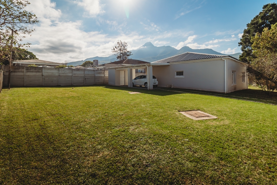 2 Bedroom Property for Sale in Fernridge Western Cape